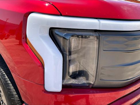 Used 2022 Ford F150 Lightning Lariat w/ Equipment Group 511A High AWD/4WD image 27