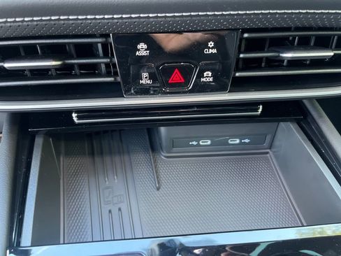 New 2026 Volkswagen Atlas SEL Premium R-Line image 14