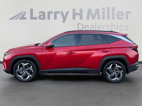 Certified 2023 Hyundai Tucson Limited w/ Cargo Package image 3