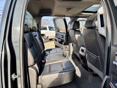 Used 2019 GMC Sierra 2500 SLT w/ Duramax Plus Package image 9