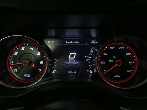 Used 2020 Dodge Charger SXT AWD/4WD image 31