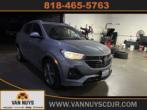 Used 2023 Buick Encore GX Select w/ Sport Touring Package FWD image 1