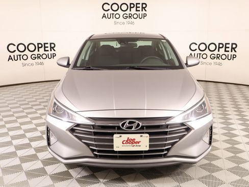 Used 2020 Hyundai Elantra SEL w/ Cargo Package (C1) FWD image 8