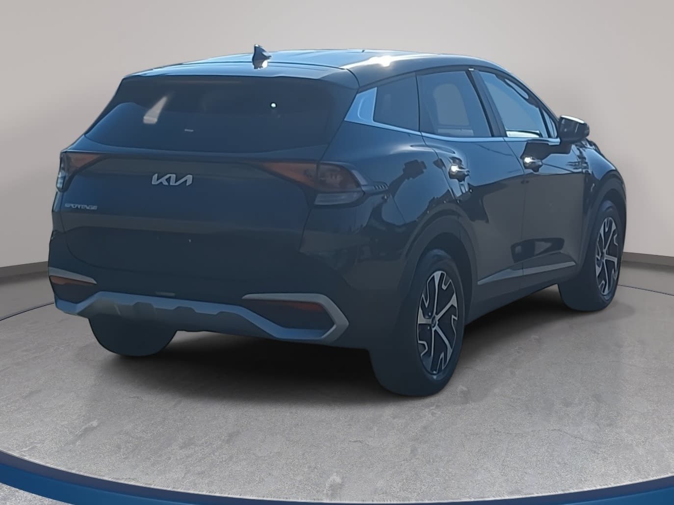 Used 2024 Kia Sportage EX FWD image 5