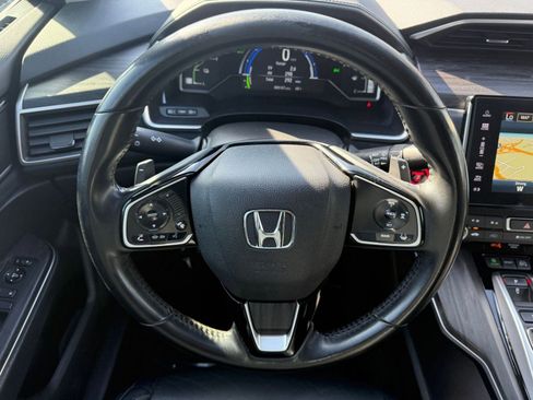 Used 2018 Honda Clarity Touring image 18