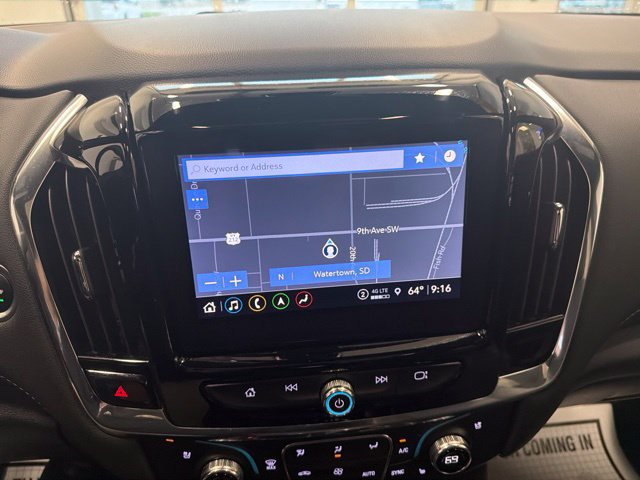 Used 2023 Chevrolet Traverse Premier AWD/4WD image 3
