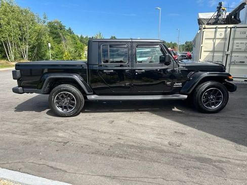 Used 2023 Jeep Gladiator Overland w/ Popular Equipment Package AWD/4WD image 6