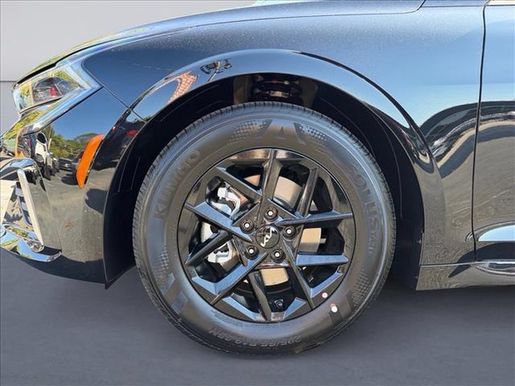 New 2026 Kia K5 LXS FWD image 9