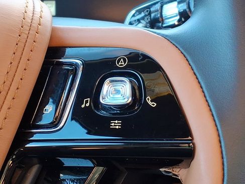 Certified 2024 Lincoln Aviator Black Label w/ Jet Package image 11