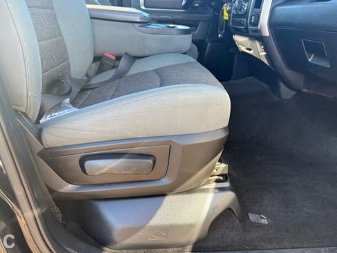 Used 2016 RAM 1500 Big Horn image 9