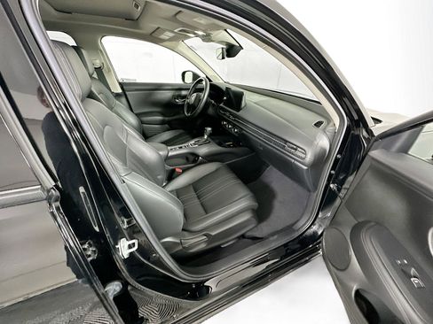 Used 2023 Honda HR-V EX-L image 28