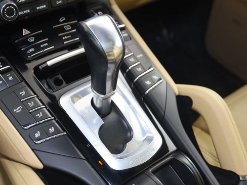 Used 2017 Porsche Cayenne Platinum Edition AWD/4WD image 7
