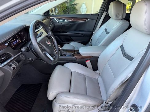 Used 2014 Cadillac XTS Luxury w/ Driver Awareness Package image 28