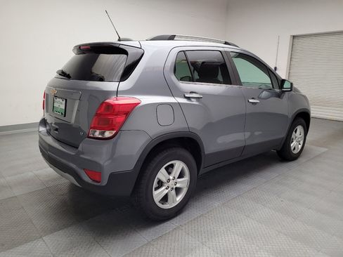 Used 2019 Chevrolet Trax LT w/ LT Convenience Package AWD/4WD image 9
