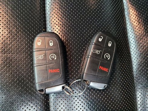 Used 2021 Jeep Grand Cherokee Limited w/ Quick Order Package 28K 80th image 32