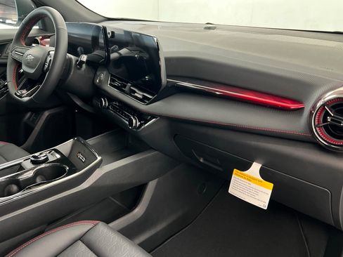 New 2026 Chevrolet Equinox RS w/ Convenience Package III image 25