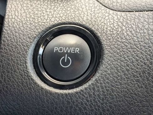 Used 2025 Toyota Camry SE FWD image 32