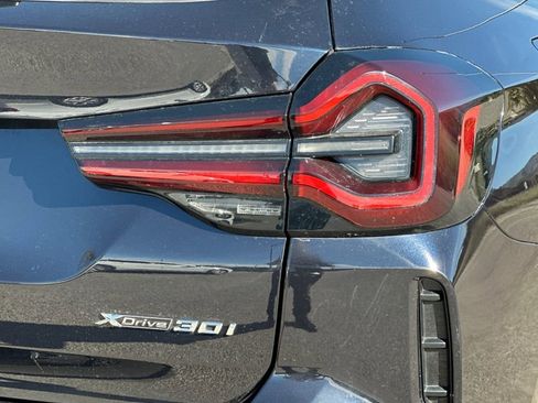 Used 2022 BMW X3 xDrive30i w/ M Sport Package 2 image 32