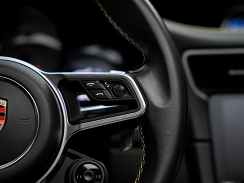 Used 2019 Porsche 911 Targa 4S image 46