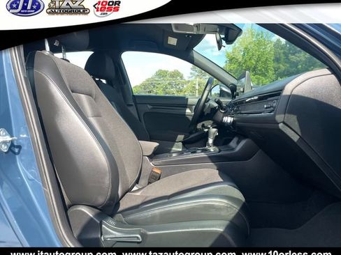 Used 2025 Honda Civic Sport image 13