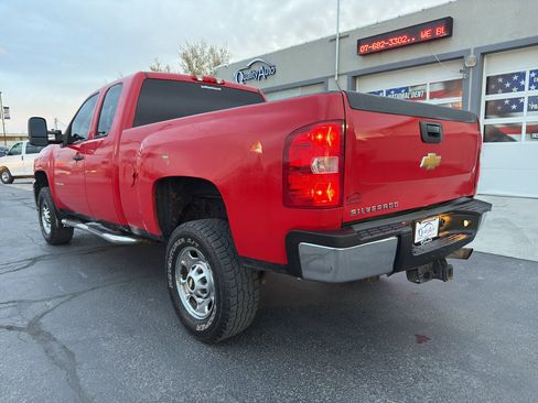Used 2013 Chevrolet Silverado 2500 W/T w/ Snow Plow Prep Package image 8