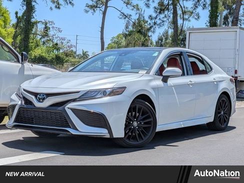 Used 2023 Toyota Camry XSE image 1