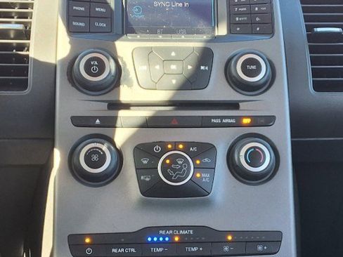 Used 2018 Ford Flex SE image 20