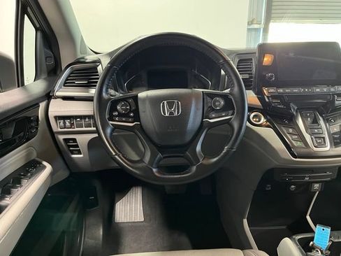 Used 2024 Honda Odyssey Touring image 19