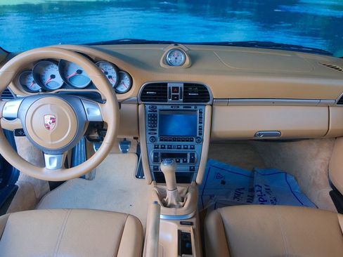 Used 2006 Porsche 911 Carrera 4S image 18
