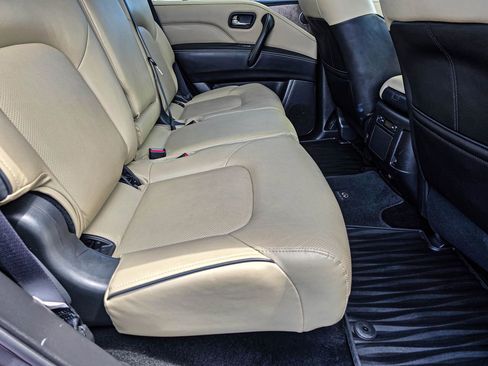 Used 2023 INFINITI QX80 Premium Select w/ All-Season Package image 45