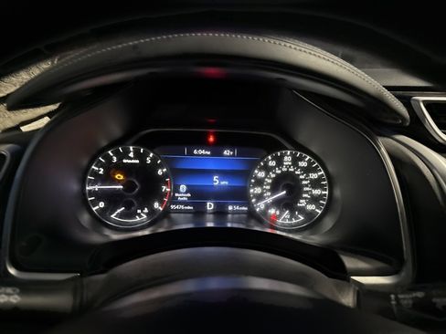 Used 2015 Nissan Murano S image 11