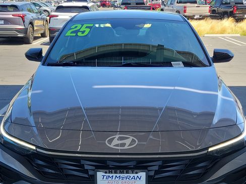 Certified 2025 Hyundai Elantra Sport FWD image 29