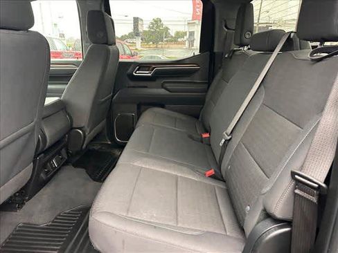 Used 2025 Chevrolet Silverado 1500 LT AWD/4WD image 13