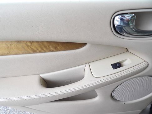 Used 2003 Jaguar X-TYPE 2.5 image 22