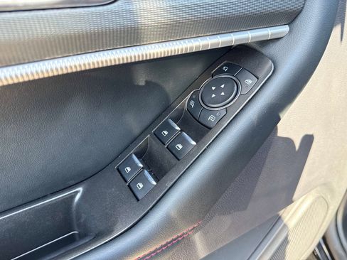 Used 2025 Ford Explorer ST-Line w/ Premium Package image 22