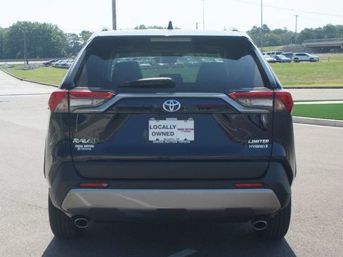 Used 2024 Toyota RAV4 Limited w/ Advanced Technology Package AWD/4WD image 3