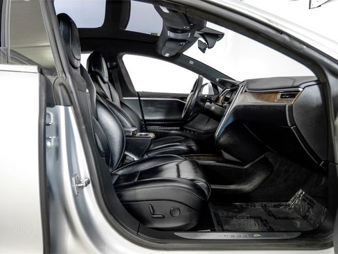 Used 2017 Tesla Model S 100D image 34