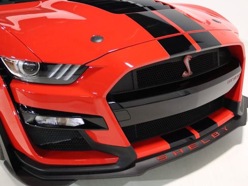 Used 2020 Ford Mustang Shelby GT500 w/ Technology Package RWD image 36