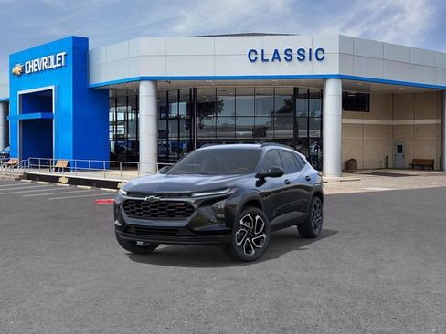 New 2026 Chevrolet Trax RS w/ Driver Confidence Package FWD image 8