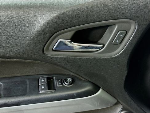 Used 2022 Chevrolet Colorado LT w/ Fleet Safety Package image 23