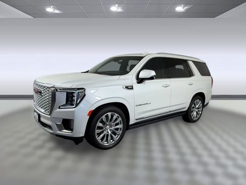Used 2024 GMC Yukon Denali w/ Denali Reserve Package AWD/4WD image 1