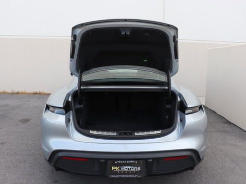 Used 2020 Porsche Taycan 4S image 23