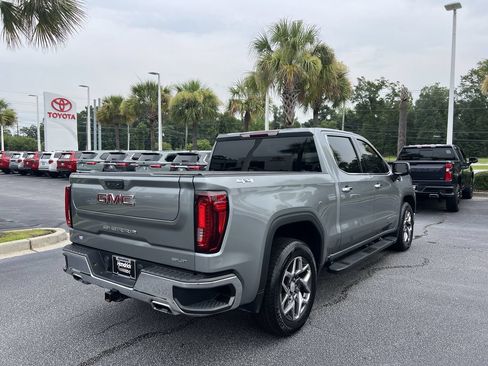 Used 2023 GMC Sierra 1500 SLT w/ SLT Convenience Package AWD/4WD image 10