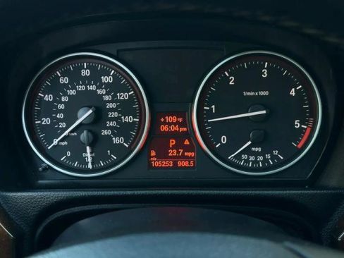 Used 2011 BMW 335d Sedan RWD image 32
