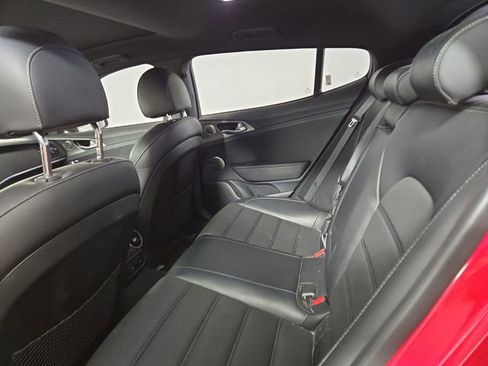 Used 2018 Kia Stinger GT2 AWD/4WD image 15