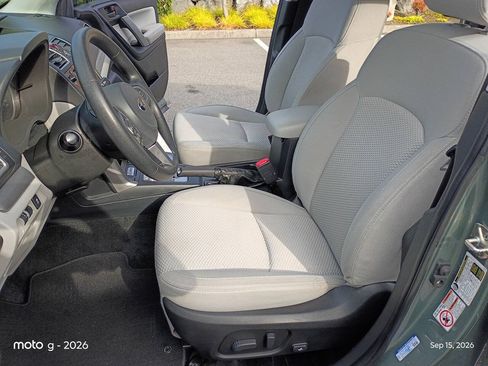 Used 2018 Subaru Forester 2.5i Premium w/ All-Weather Package AWD/4WD image 16