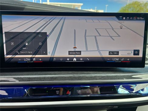 Certified 2025 BMW 740i w/ Premium Package image 18