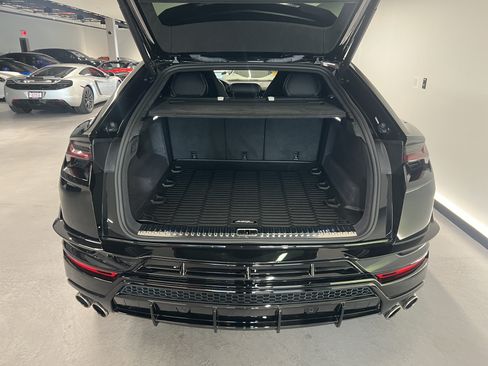 Used 2023 Lamborghini Urus S AWD/4WD image 10