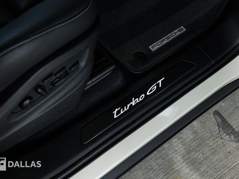 Used 2024 Porsche Cayenne Turbo GT AWD/4WD image 44