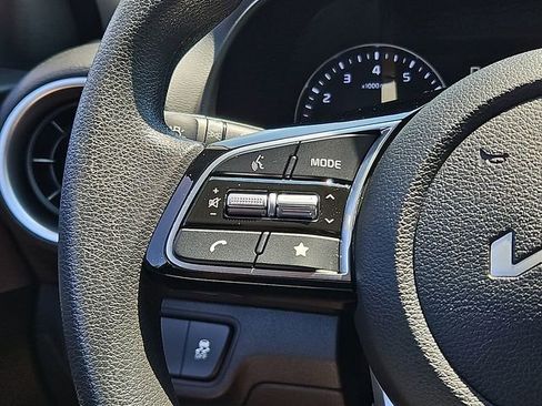Certified 2024 Kia Forte LXS w/ LXS Technology Package FWD image 21